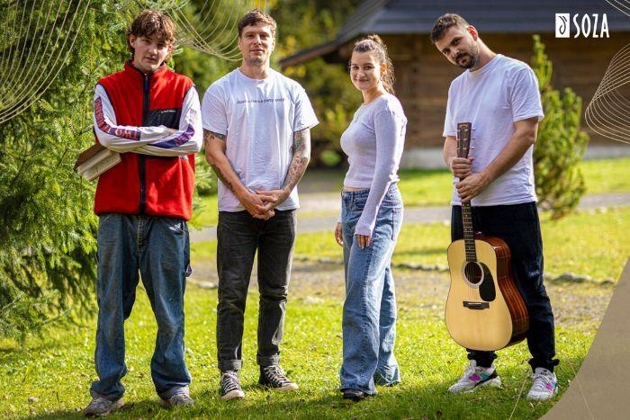 Spolupráca speváčky Timey a Teda Tarlinga